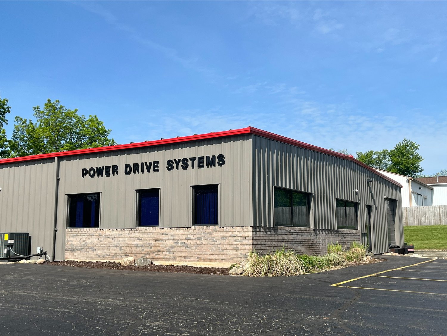 Power Drive SystemsAs a leading distributor of bearings, linear motion, material handling and power transmission products, Power Drive Systems' complete line of automation supplies and expert team of problem solvers keep our customers moving forward.